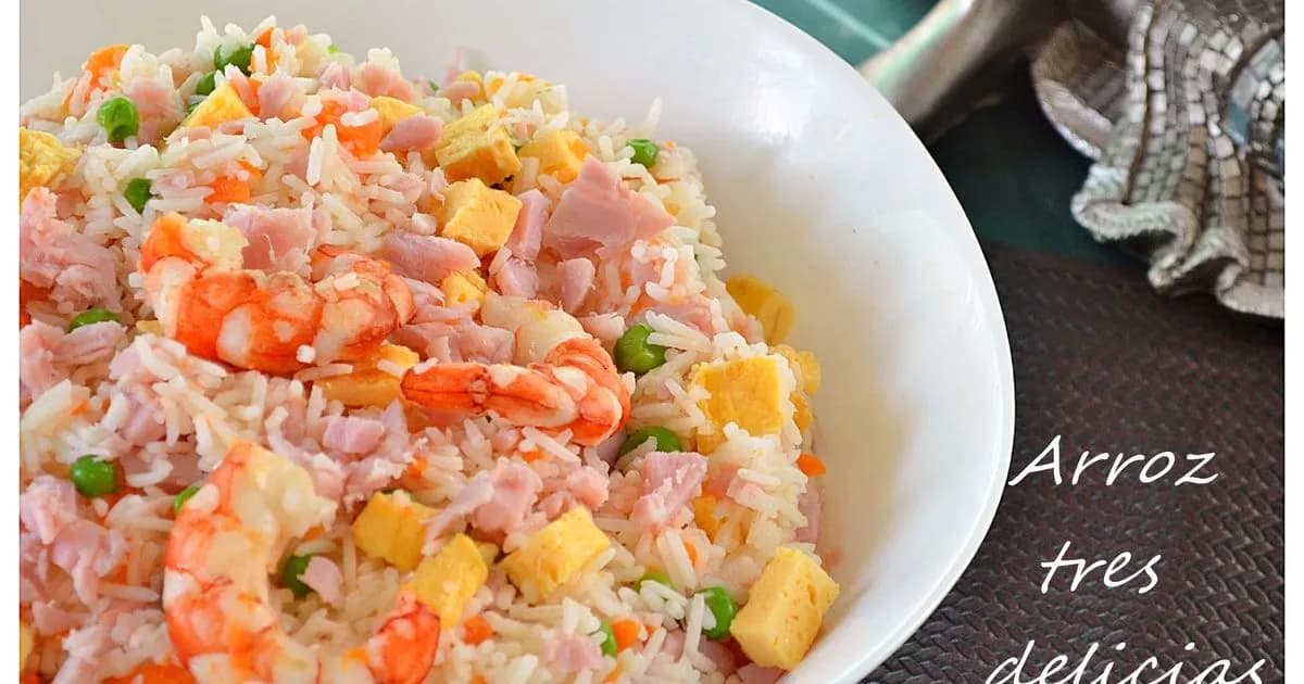 Receta fácil de arroz tres delicias con gambas que sorprende