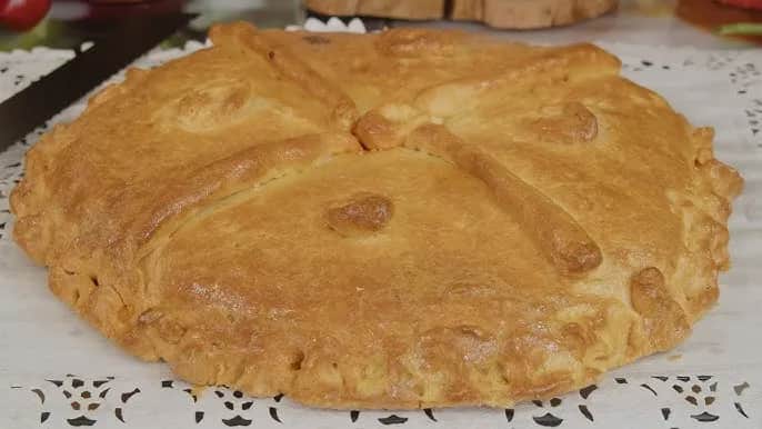 Deliciosa empanada de pisto y atún: receta fácil y rápida para disfrutar