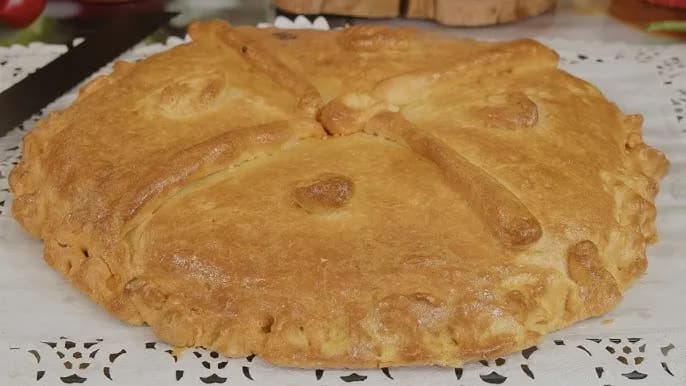 Deliciosa empanada de pisto y atún: receta fácil y rápida para disfrutar