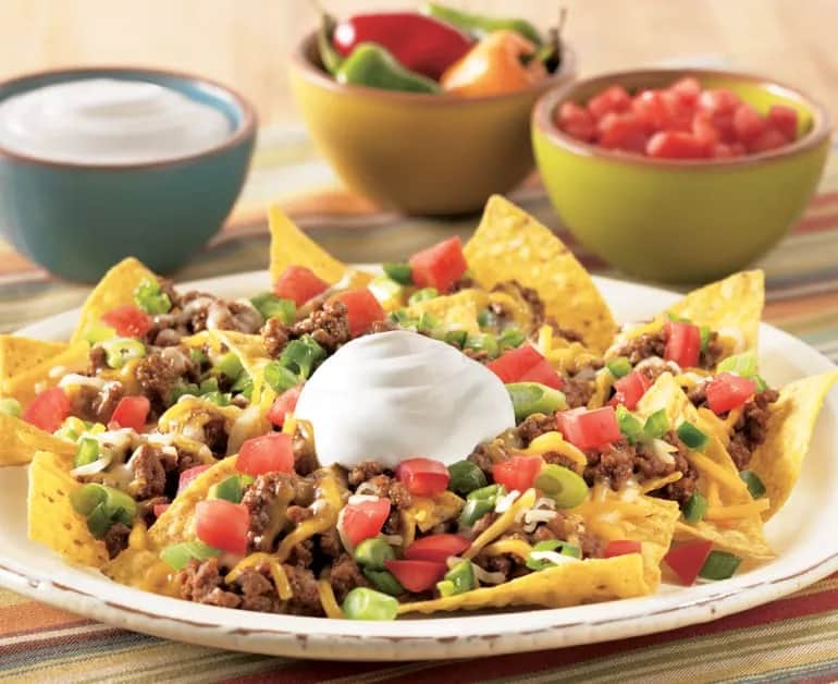 Recetas irresistibles de nachos con queso y carne que amarás